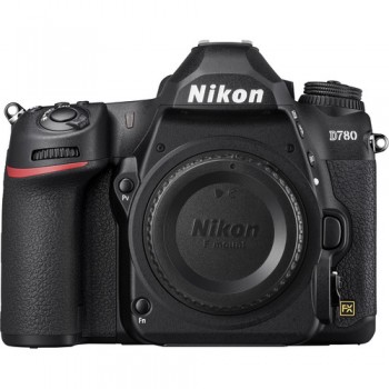 NIKON REFLEX D780